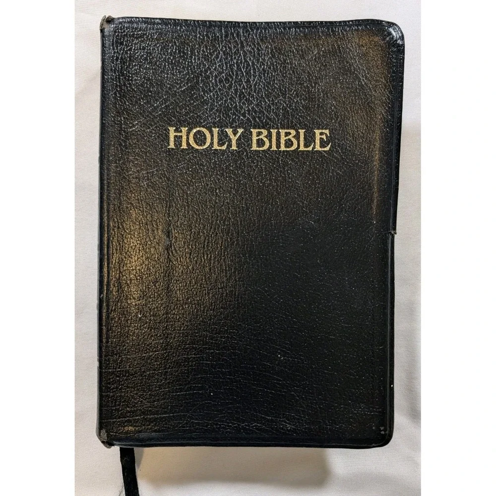 NKJV Holy Bible Thomas Nelson 234 Giant Print Red Letter Bonded Leather Vintage